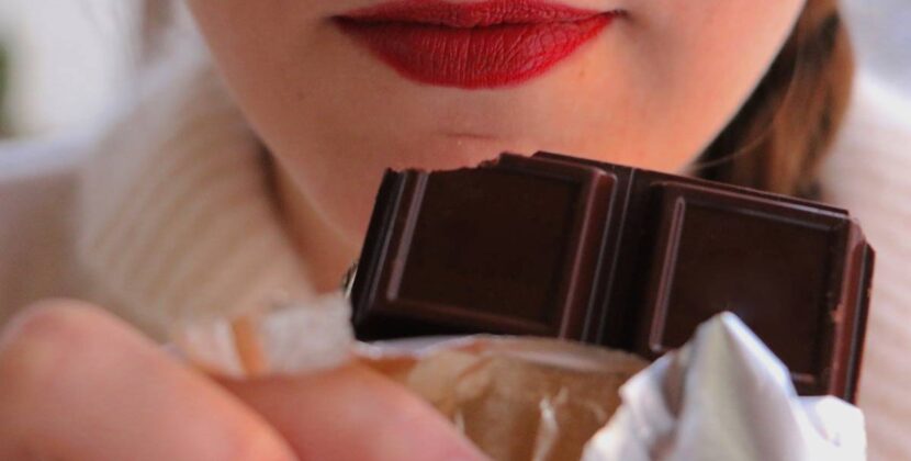 How Chocolate Boosts Mood? Benefits of Dark Chocolate