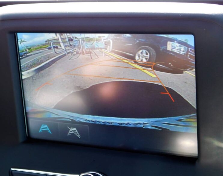 How Do I Make My Backup Camera Turn On Automatically?